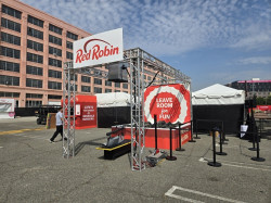 Giant Human Claw Image206 1769035492 Giant Human Claw